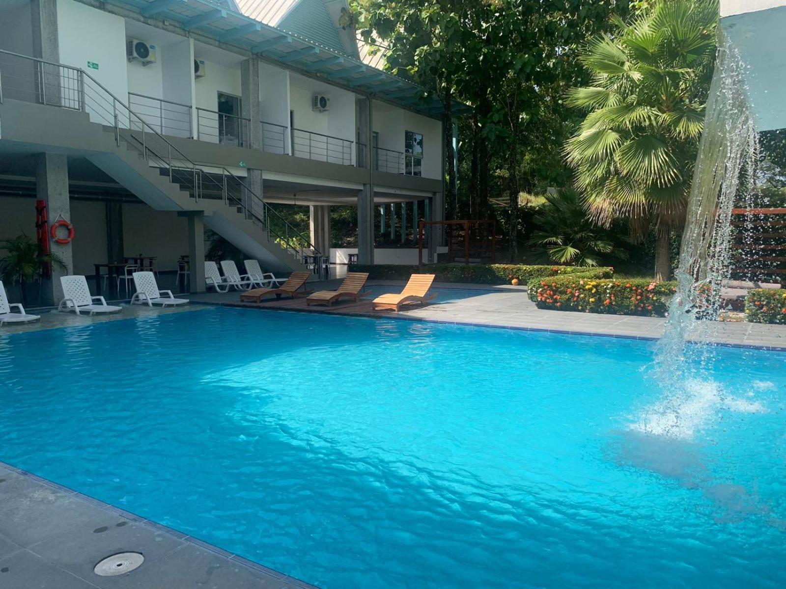 Hotel Puerto Triunfo Doradal Exterior photo